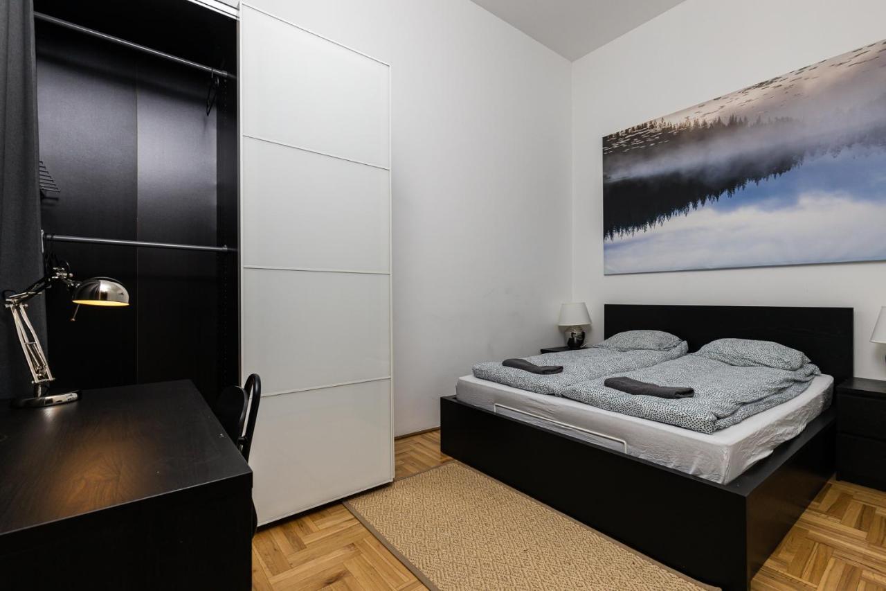 Cosy 1 Bedroom Apartment In Gozsdu Court Budapeste Exterior foto